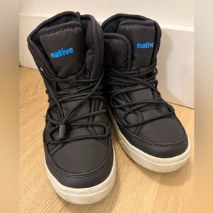Native Kids Black and White fleeced lined Boots
